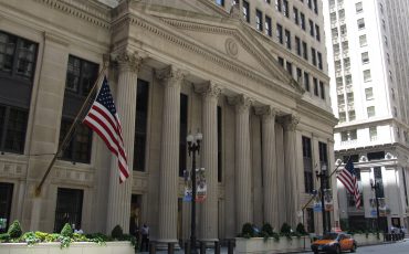 Federal_Reserve_Bank_of_Chicago,_Chicago,_Illinois_(9179351109) Federal_Reserve_Bank_of_Chicago,_Chicago,_Illinois_(9179351109)