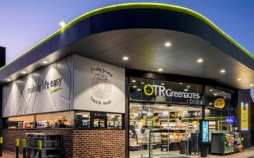 OTR-Greenacres-shop-front1-900x442 OTR-Greenacres-shop-front1-900x442